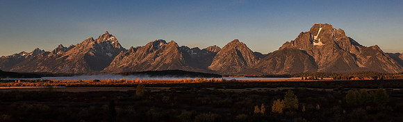 Sunrise on Tetons